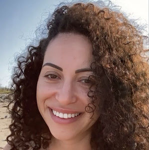 Meet your Posher, Laura elisa